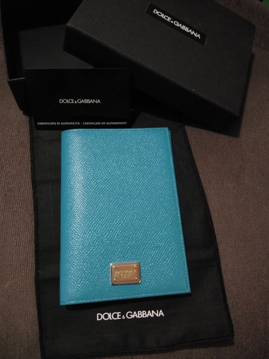 dolce gabbana passport holder