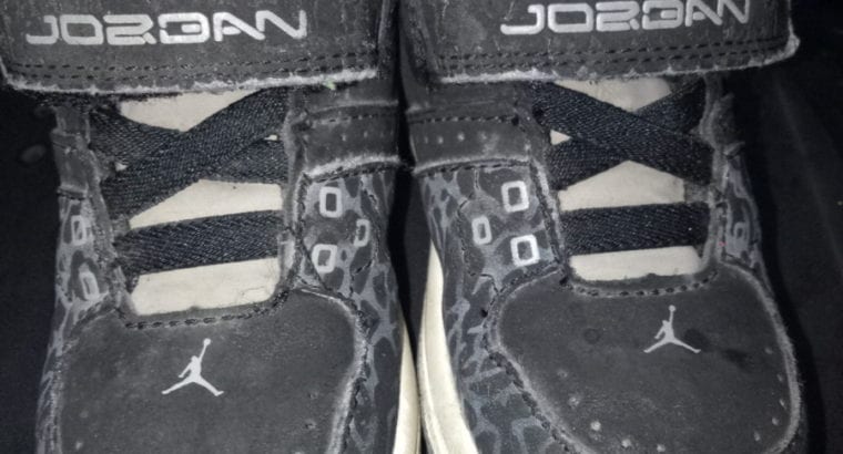 Preloved Jordan shoes