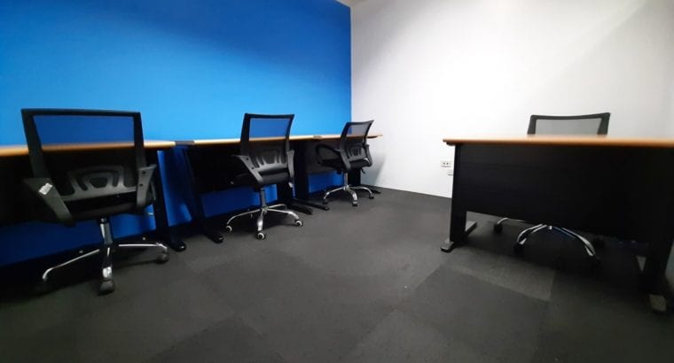Serviced Office for Rent in Makati 14sqm 5-Pax