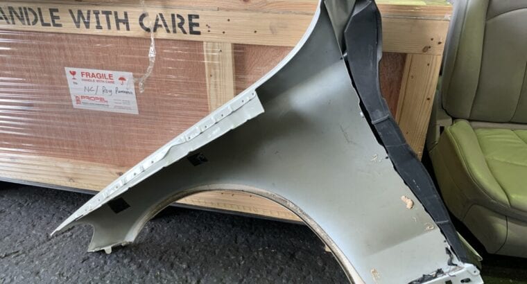 MERCEDES BENZ W205 C43AMG 2017 FENDER RIGHT