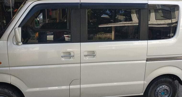 MINIVAN