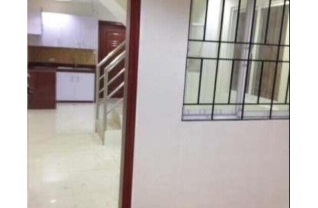 Staff house Executive building for Rent Pasay DD MOA Aseana Edsa 20 pax