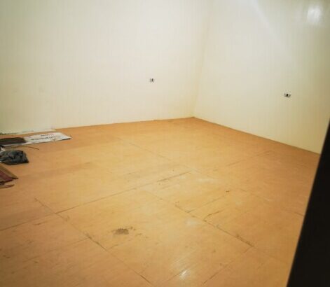 Big Brand New 30 persons Staff House office store