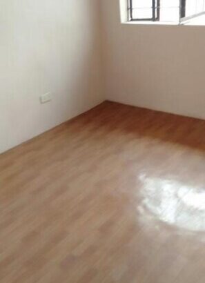 BIG STAFF HOUSE OFFICE WAREHOUSE STORAGE BUILING