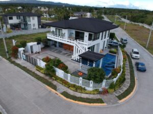 5 BR Beach house for sale in Laiya Batangas