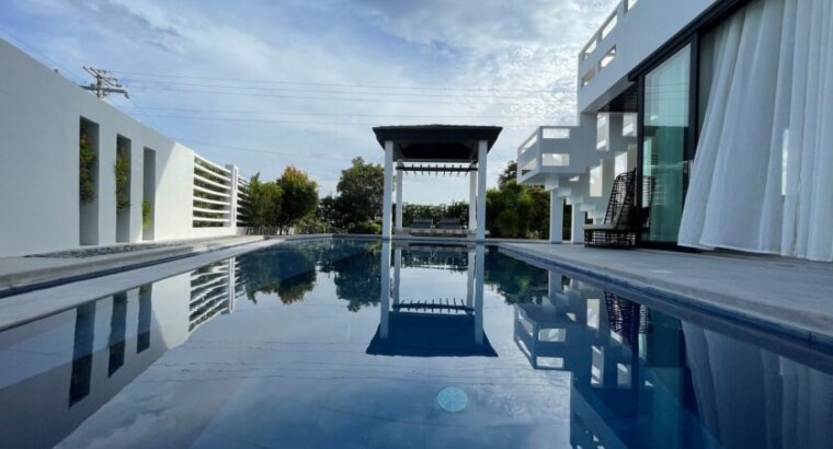 5 BR Beach house for sale in Laiya Batangas