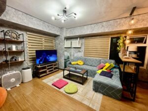 2 Bedroom for sale w/ parking near Boni MRT Sta.