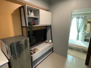 QC 1 BR w/ balcony for sale near Ateneo