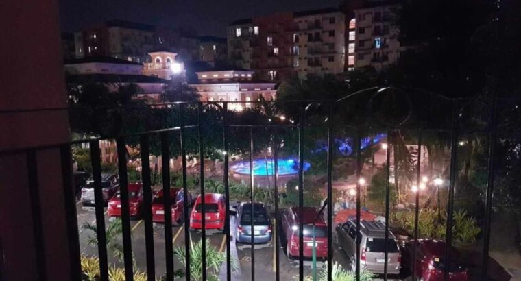 Pque 2 BR w/ balcony and parking for sale NAIA